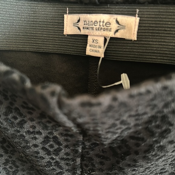 #5 NWT! Nanette Lepore velvet pattern black pull on legging pants - Picture 3 of 3